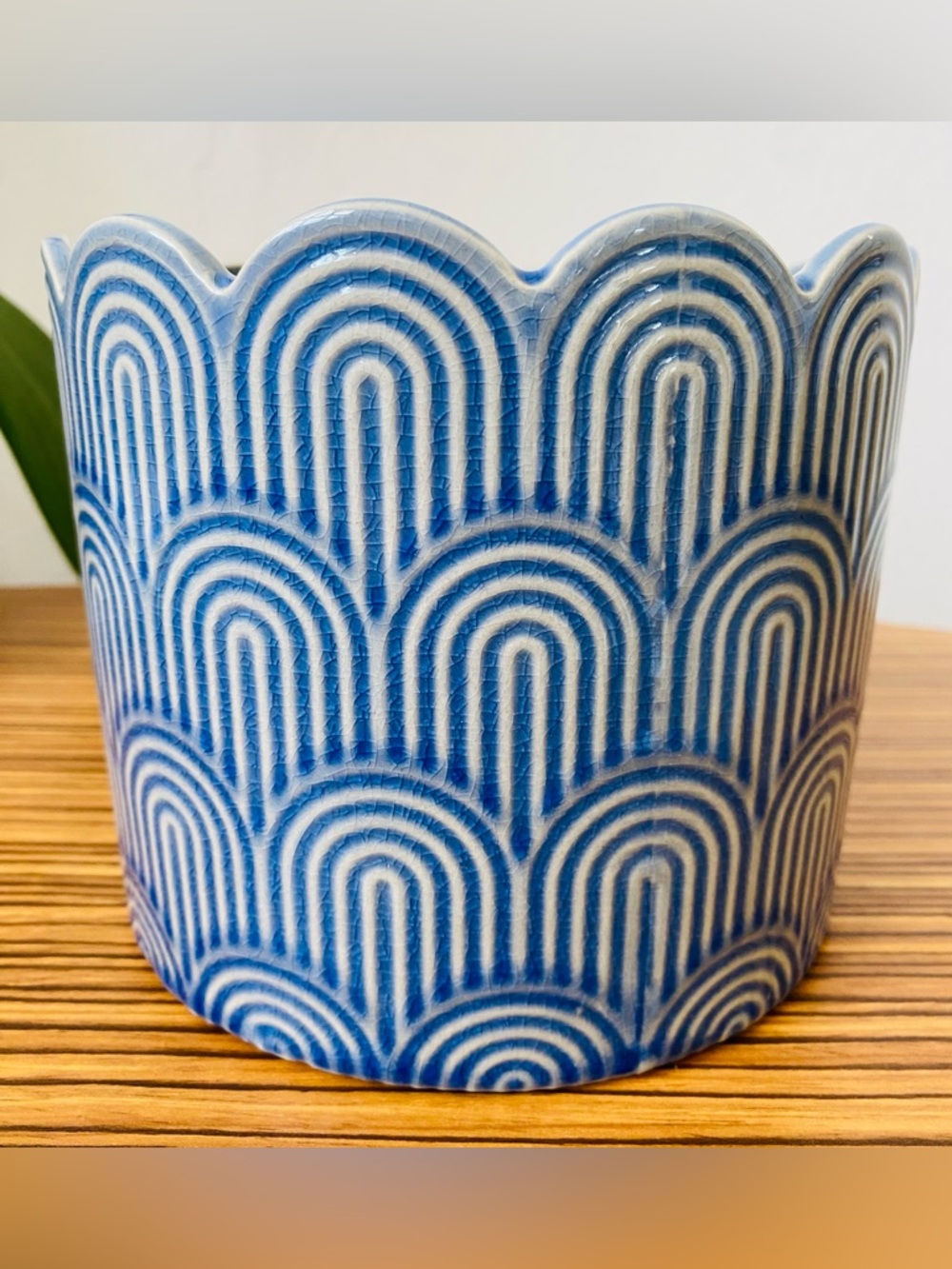 Blue Scalloped Ceramic Planters - Set of 2 - Picture 2 of 2